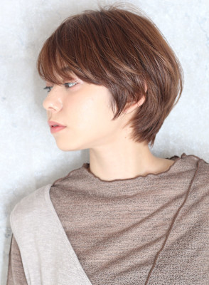 ショート・ボブ/丸顔/前髪あり/絶壁解消/40代/50代