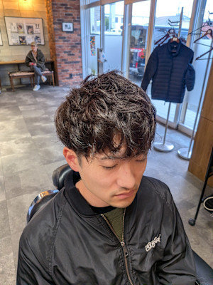 シャドウパーマ