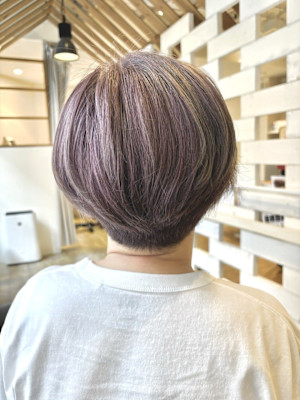 色落ちも楽しめるモーブグレー/30代/40代/50代