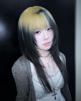 セクションカラー　ケアブリーチ　ブリーチカラー　表参道/原宿