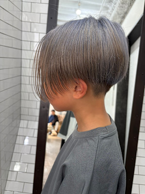 前下がりショートスタイル