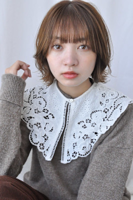 シースルーバング／ショートボブ／外ハネレイヤー／柔らか質感