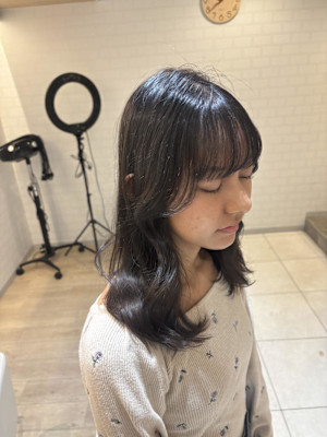 黒染め履歴からダブルカラーで「アイスグレージュ」