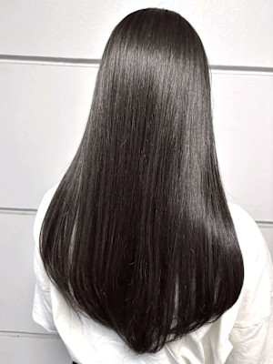ロング 黒髪 髪質改善トリートメント アッシュブラック 艶髪