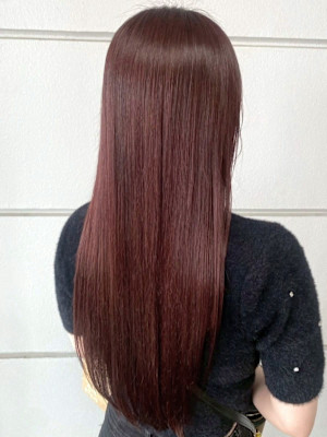 ダブルカラー レッドブラウン ロング ストレート 20代