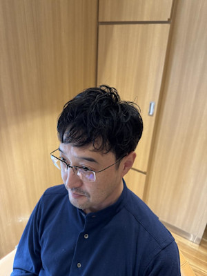 自然なスパイラルパーマ