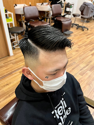 ハードパートスキンフェードカット