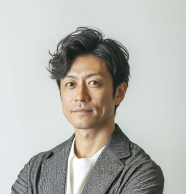 前髪がおでこにかかる爽やかショートスタイル