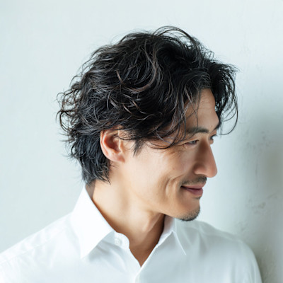 自然に動くメンズパーマショート