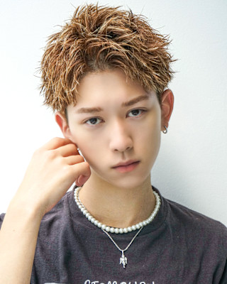 MEN'S HAIR BLEACHi 名駅店×スタイル