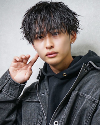 MEN'S HAIR BLEACHi 名駅店×スタイル