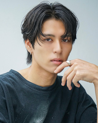 MEN'S HAIR BLEACHi 名駅店×スタイル