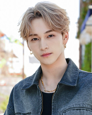 MEN'S HAIR BLEACHi 藤が丘店×スタイル