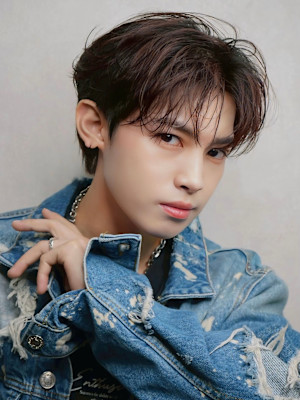 MEN'S HAIR BLEACHi 藤が丘店×スタイル