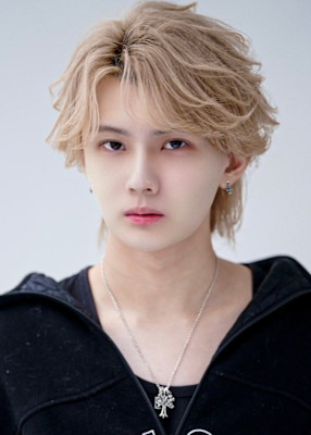 MEN'S HAIR BLEACHi 岐阜店×スタイル