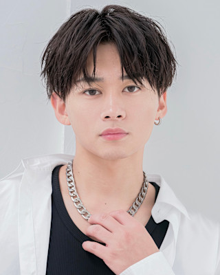 MEN'S HAIR BLEACHi 岡崎店×スタイル