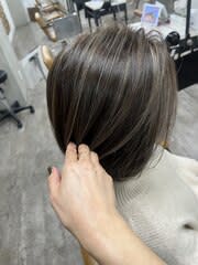 白髪ぼかしハイライトイルミナカラーダブルカラー推しカラー池袋