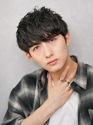 Agu hair re:s 仙台本町店×スタイル