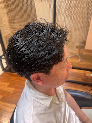 【お客様スタイル】ビジネス／毛流れ／パーマ／アップバング