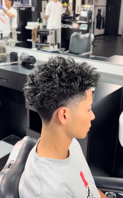 BARBER SHOP BLACKY×スタイル