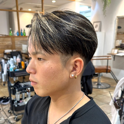 メンズ縮毛矯正+メンズメッシュ　/自然な仕上がりの縮毛矯正