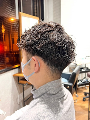 ツーブロック×無造作ニュアンスパーマ