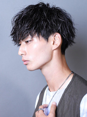 グロッシー質感！ツイスパスリークマッシュ