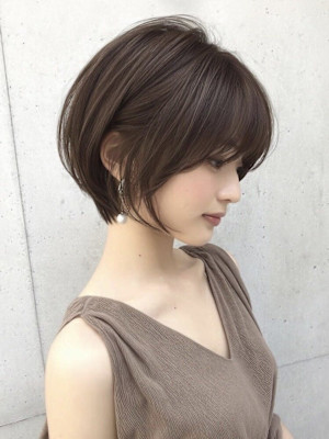 ショートボブ/顔周りカット/ショート/透明感カラー