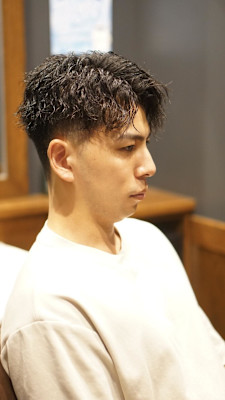 ツイストパーマ×フェードスタイル