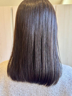 チャコールグレー/メテオカラー/ナチュラルストレート