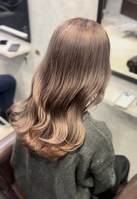 グレージュカラー×ブリーチ