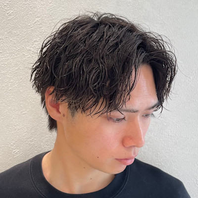 【メンズ大人ヘア】ツイストスパイラル×センターパート