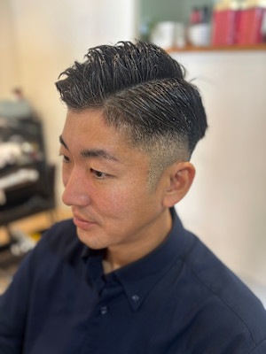 理容室っぽくならない“美容室のスキンフェード”とは