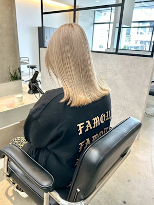 ホワイトミルクティー/ブランドカラー/韓国/髪質改善/ブリー