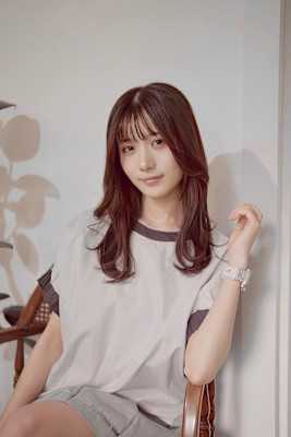 綺麗な艶髪美髪レイヤー　縮毛矯正