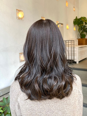 レイヤーカット・アッシュブラウン
