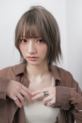 くびれミディスタイル