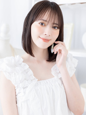 チョコレートブラウン前下がりミニボブディ　ミニマルボブ