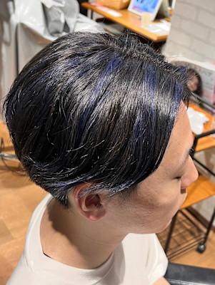 ネイビーブルーの柔らかシースルーマッシュ