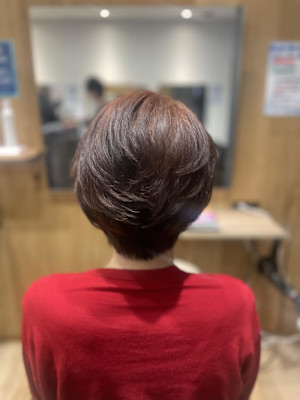 大人ショート×ヘルバカラー×ニュアンスオレンジ