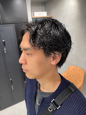 銀座/有楽町/メンズ/毛流れパーマ/白髪ぼかしハイライト