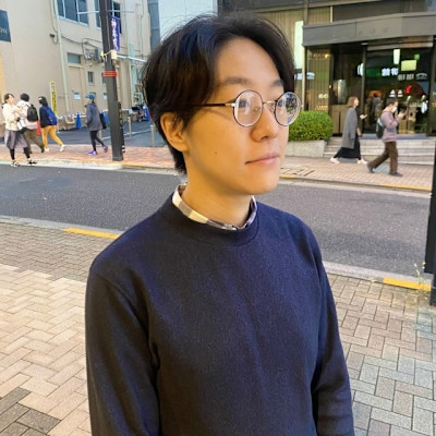 センター分けメンズライクショート