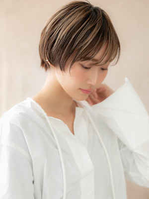 アンブレラカラーメンズライク丸みショートマッシュ20代30代