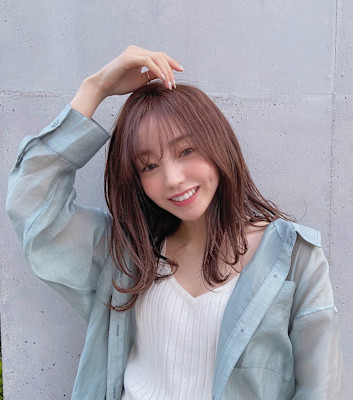 綺麗な艶髪スタイル　美髪レイヤー　