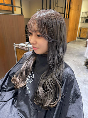 池袋 ブリーチ ダブルカラー グレージュ♪