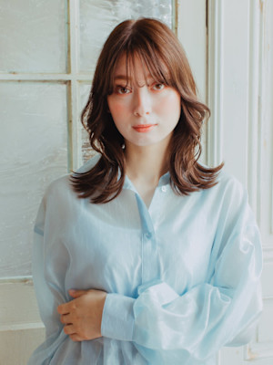 セミロングレイヤー