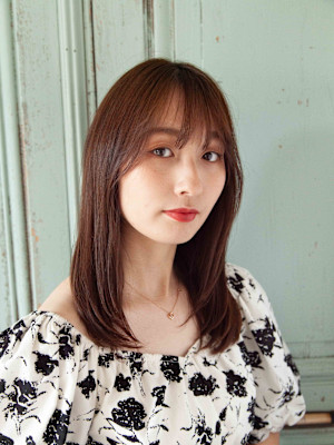 セミロングレイヤー