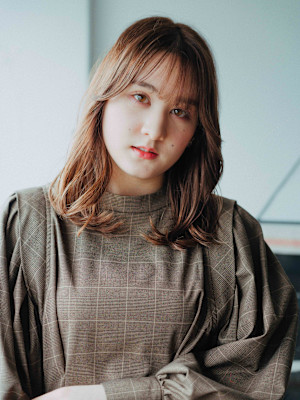 重めセミロング