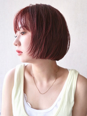 チェリーレッド切りっぱなしボブレイヤーボブ久屋大通伏見栄