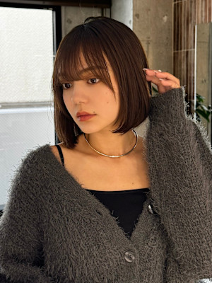 ココアベージュ/小顔に見せるヘア/黒髪カタログ/オリーブグレ